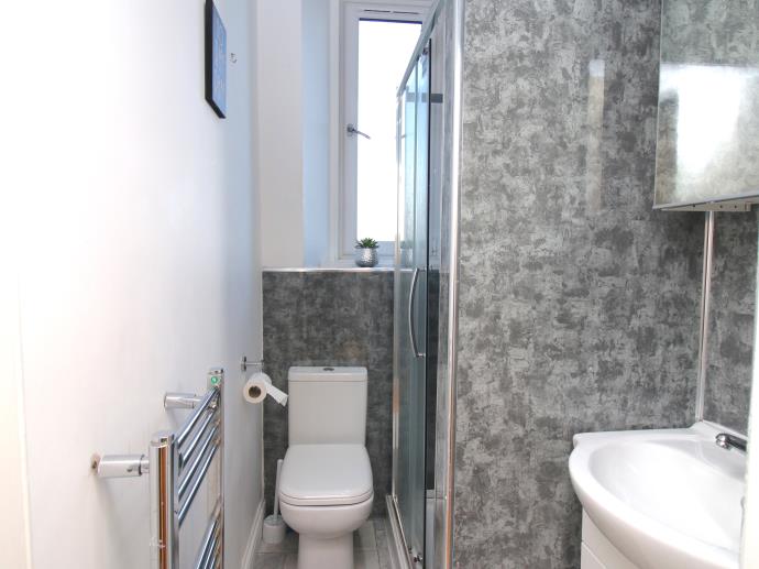 Property image 4 for - Rossie Place, EH7