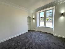 Property to rent in 149 Ayr Road Newton Mearns