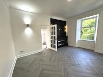 Property to rent in 149 Ayr Road Newton Mearns