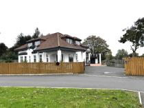 Property to rent in Blueacre 418 Mearns Road Newton Mearns