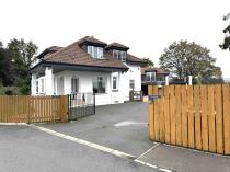 Property to rent in Blueacre 418 Mearns Road Newton Mearns