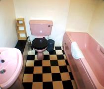 Property to rent in Dixon Avenue