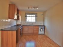 Property to rent in Viewmount Drive