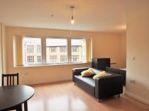 Property to rent in 15 Victoria Road South Side