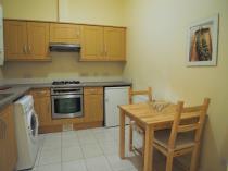 Property to rent in 31 Quarrybrae Street