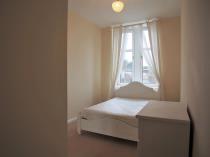 Property to rent in 31 Quarrybrae Street