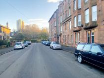 Property to rent in 11 Mannering Road