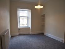 Property to rent in 36 Albert Road South Side