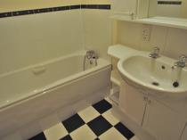 Property to rent in 36 Balvicar Street Queens Park
