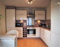 Property to rent in 82 Barrland Street South Side