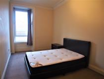 Property to rent in 106 Calder Street South Side