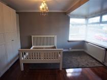 Property to rent in 28 Gilmourton Crescent