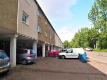 Property to rent in 275 Hillaprk Drive