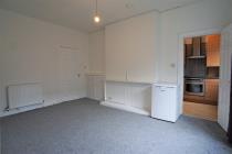 Property to rent in 11 Dorchester Avenue West End