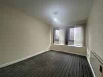 Property to rent in 14 Woodlands Court Woodlands Road Thornliebank