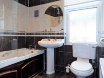 Property to rent in 70 High Street Rutherglen Glasgow