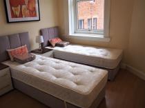 Property to rent in 70 High Street Rutherglen Glasgow