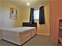 Property to rent in 82 Barrland Street South Side