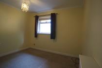 Property to rent in 23 Elderpark Grove