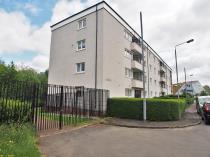 Property to rent in 10 Brockburn Terrace