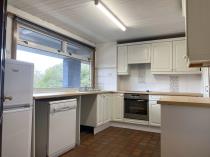 Property to rent in 76 Kennishead Avenue