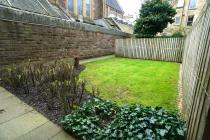 Property to rent in 5 Napiershall Street