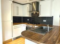 Property to rent in 90 London Road City Centre