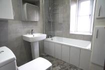 Property to rent in 102 Albert Road