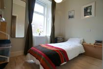Property to rent in 15 Cochrane Street