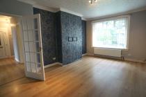 Property to rent in 2 Haughburn Road