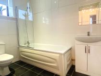 Property to rent in 450 Crookston Road