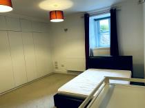 Property to rent in 9 Bruce Road Flat B2