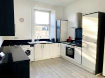 Property to rent in 25 Albert Avenue