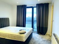 Property to rent in Glasgow Harbour Terrace