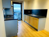 Property to rent in Glasgow Harbour Terrace