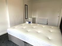 Property to rent in 256 Nether Auldhouse Road