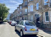 Property to rent in 15 Temple Gardens Anniesland