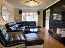 Property to rent in 15 Laurel Wynd