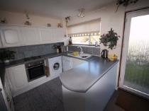 Property to rent in waverly drive