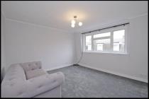 Property to rent in 12 Margaret Street