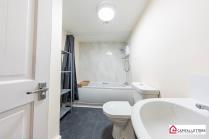 Property to rent in 91 King Street