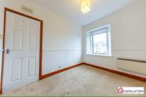 Property to rent in Flat F