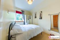Property to rent in 5 1/L Urquhart Street