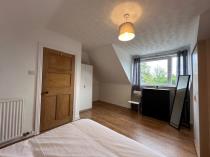 Property to rent in 10 Ashley Park South