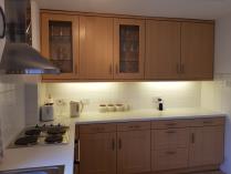 Property to rent in Claremont Gardens