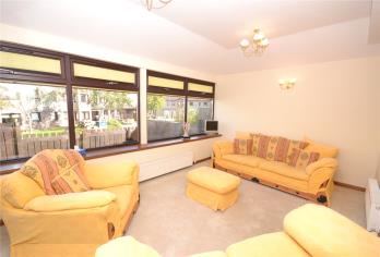 Property to rent in Rae Circle, Inverurie, AB51