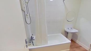 Property to rent in Merchiston Avenue, Edinburgh, EH10