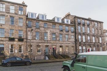 Property to rent in Broughton Place, Edinburgh, EH1