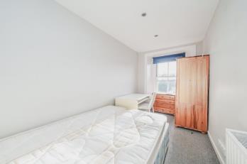 Property to rent in Broughton Place, Edinburgh, EH1