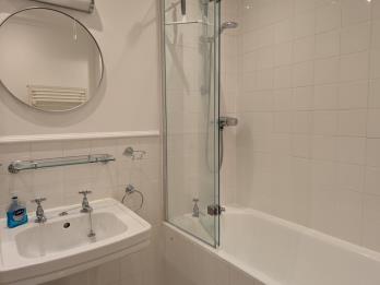 Property to rent in Heriot Row, Edinburgh, Midlothian, EH3